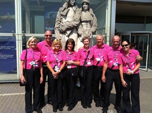 Compton and Shawford Olympic Volunteers with Alcock and Brown statue